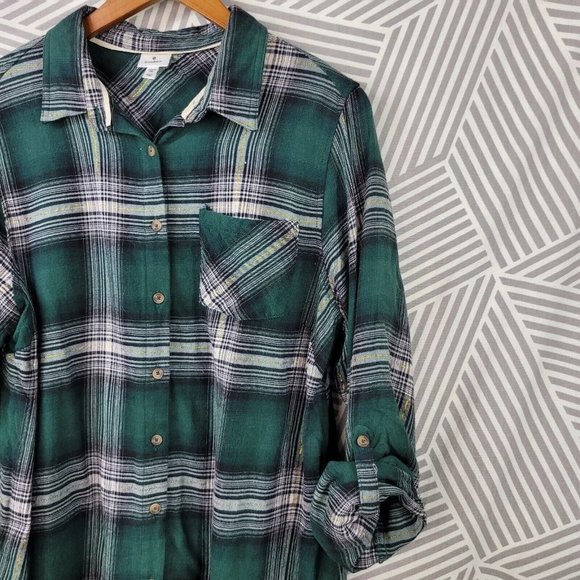 Dressbarn Top Plus Size 1X Blouse Shirt Lightweight Button up Plaid green gold - Picture 5 of 8